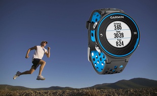 Très technique, et assez onéreuse, la Garmin 620 se destine aux coureurs confirmés.